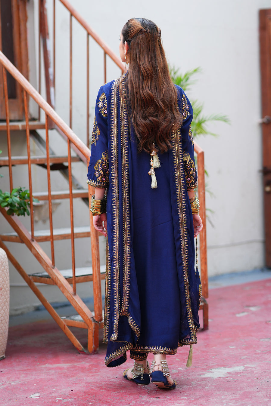 MRB - 3PC LAWN EMBROIDERED UNSTITCHED (BLUE)