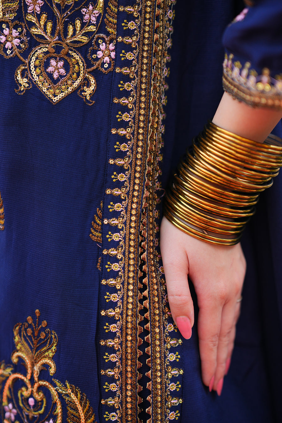 MRB - 3PC LAWN EMBROIDERED UNSTITCHED (BLUE)